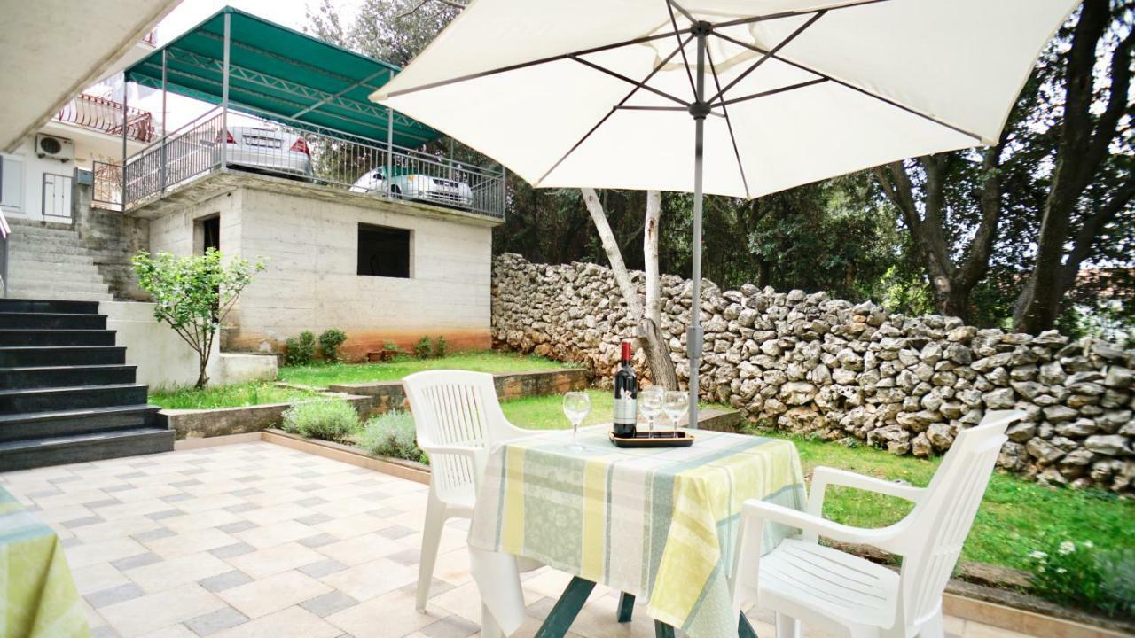 La vida loca Villa Seget Vranjica Exterior foto